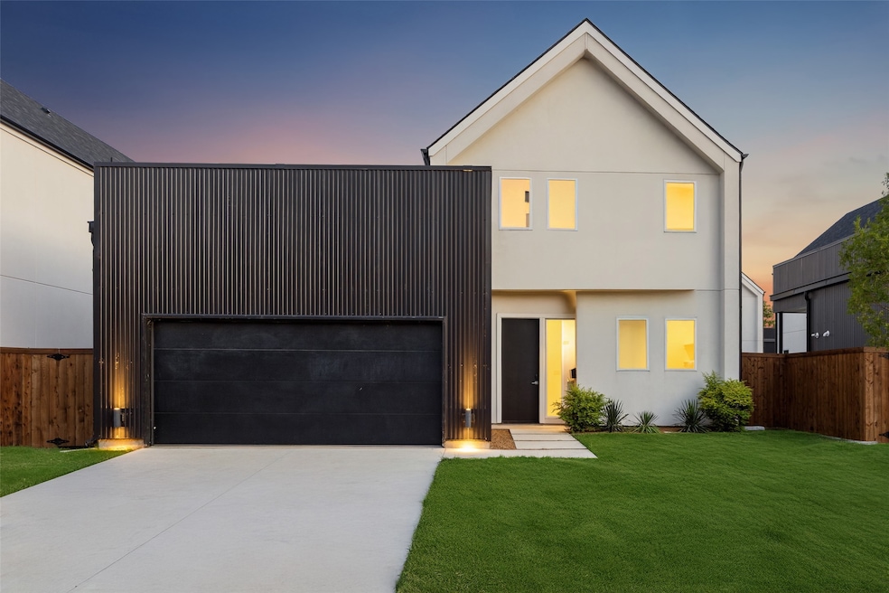 829 Nomas St, Dallas, TX 75212 - photo 1