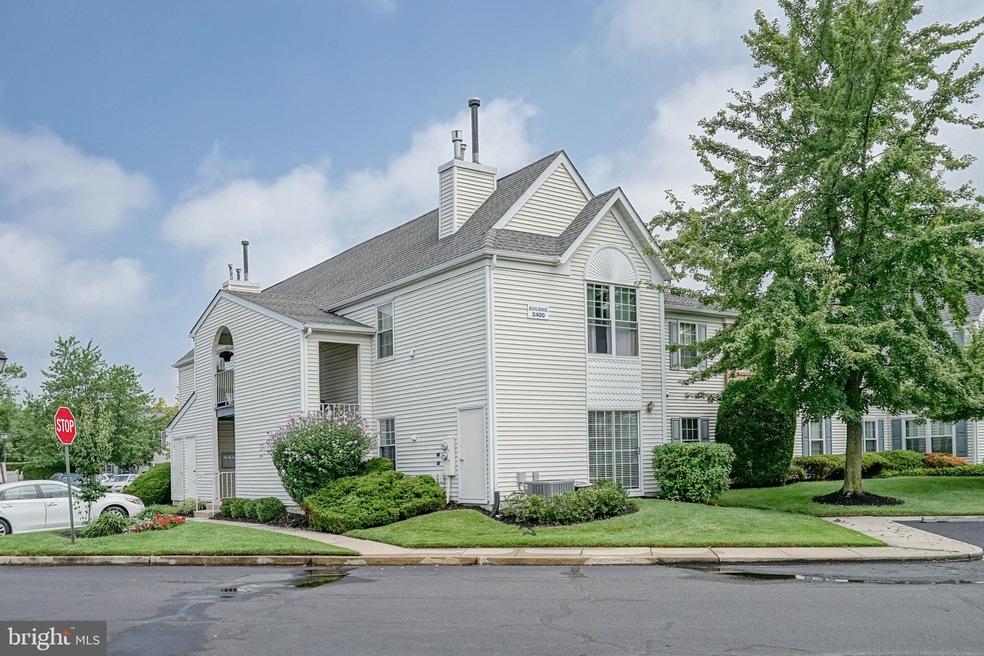 2401A Toddsbury Ct, Mount Laurel, NJ 08054 - photo 1