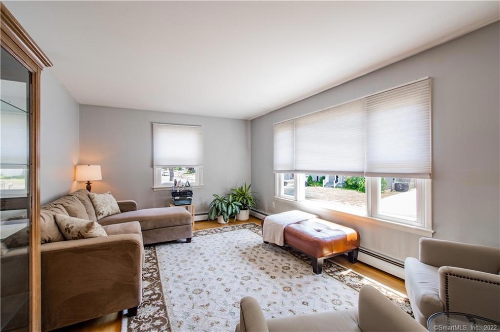 103 Hilltop Ln, West Haven, CT 06516 - photo 1