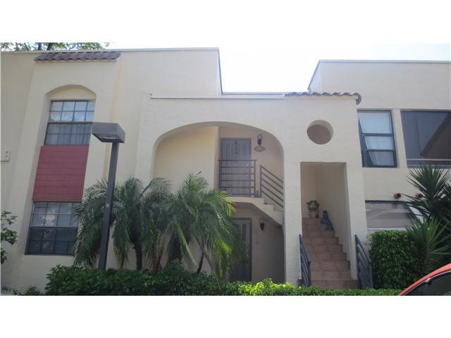 unlisted-address, Miami, FL 33180 - photo 1