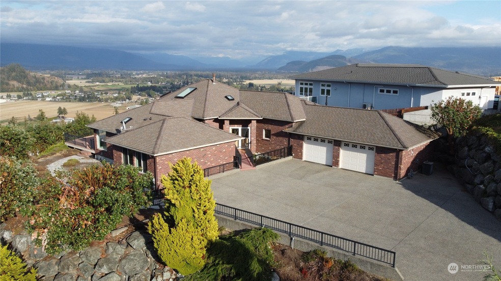 Sold $960,000 • Co-Listing Agent