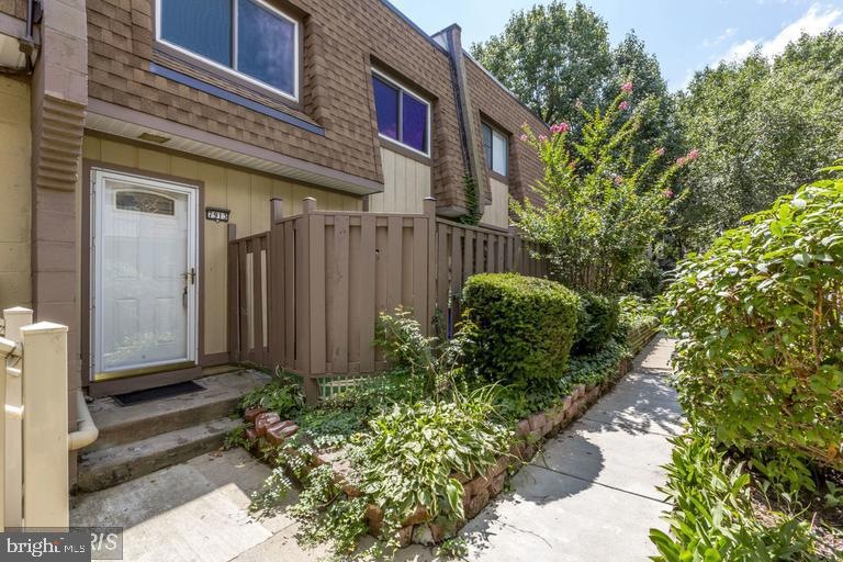 7913 Casa Grande Place unit C, Alexandria, VA 22309 - photo 1
