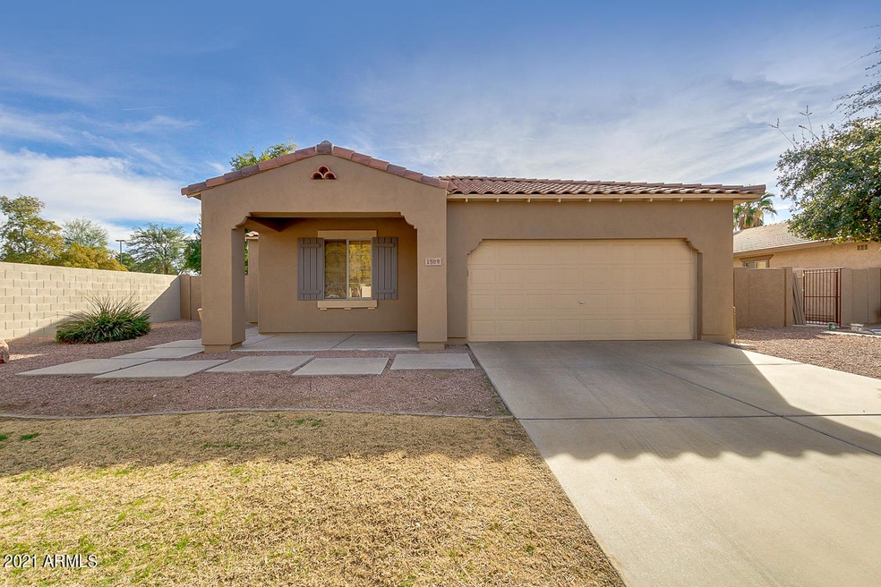 01-1569 E Azalea Dr, Gilbert, AZ 85298