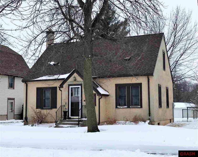 723 N Jefferson St, New Ulm, MN 56073 - photo 1