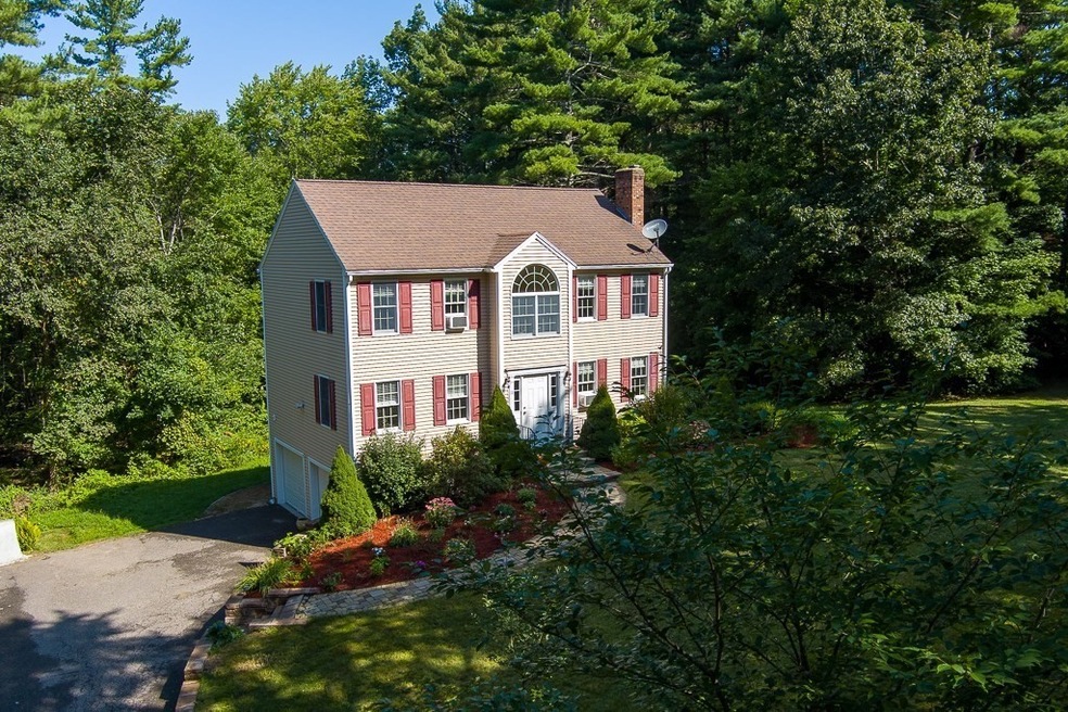 11 G h Wilson Rd, Spencer, MA 01562 - photo 1