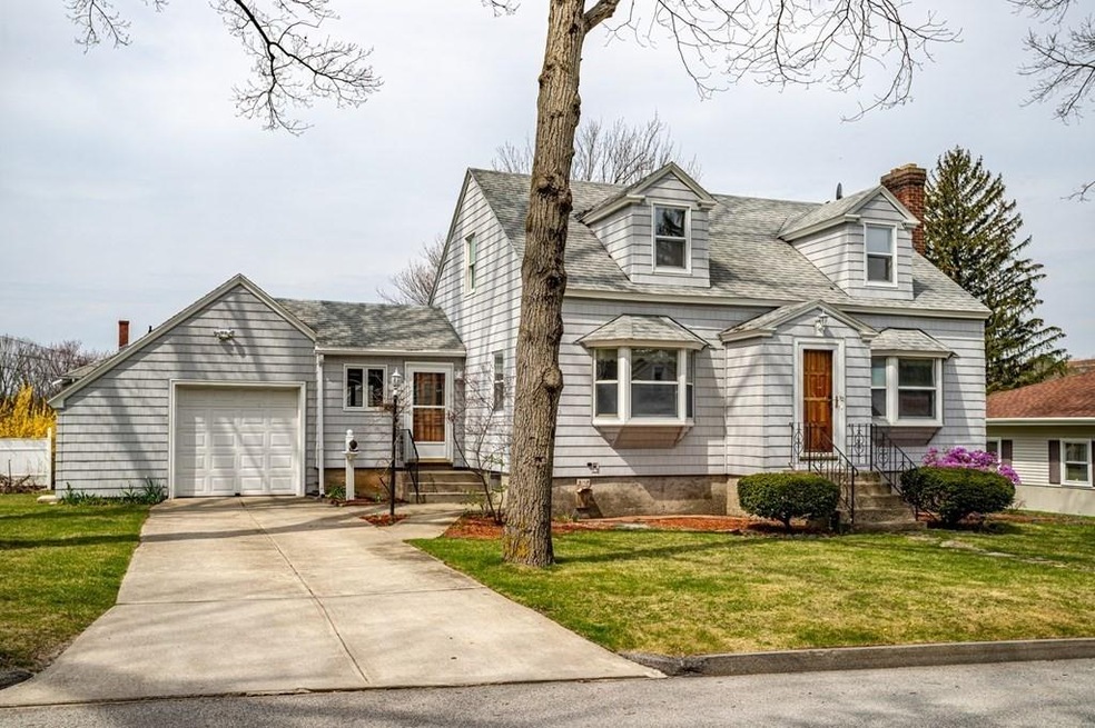 12 Middlesex Ave, Worcester, MA 01604 - photo 1