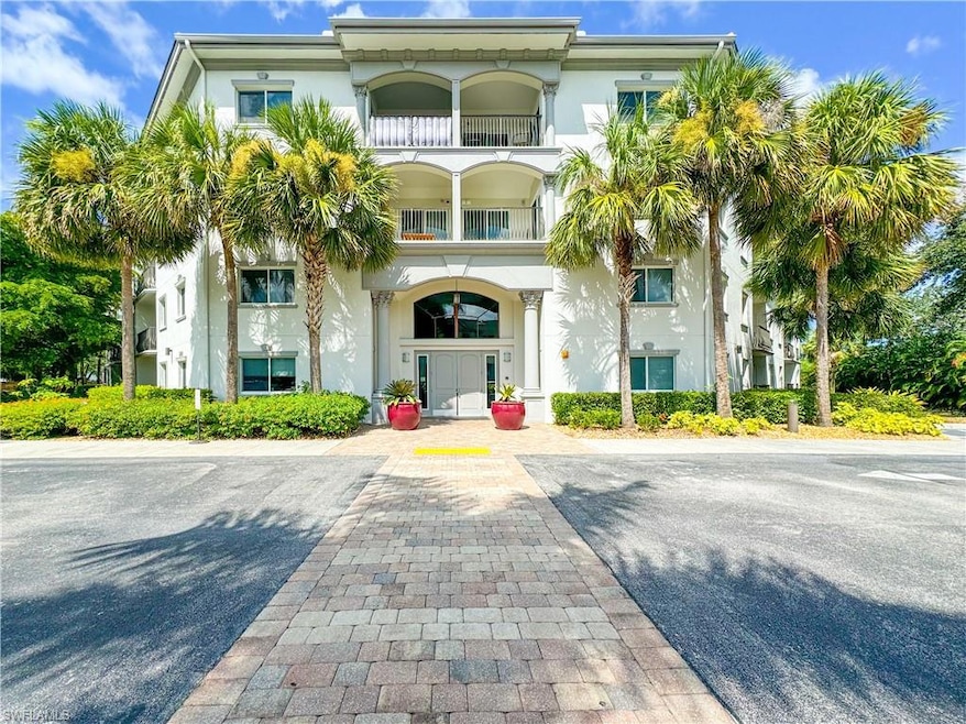 Regal Point unit B106, Naples, FL 34108 - photo 1