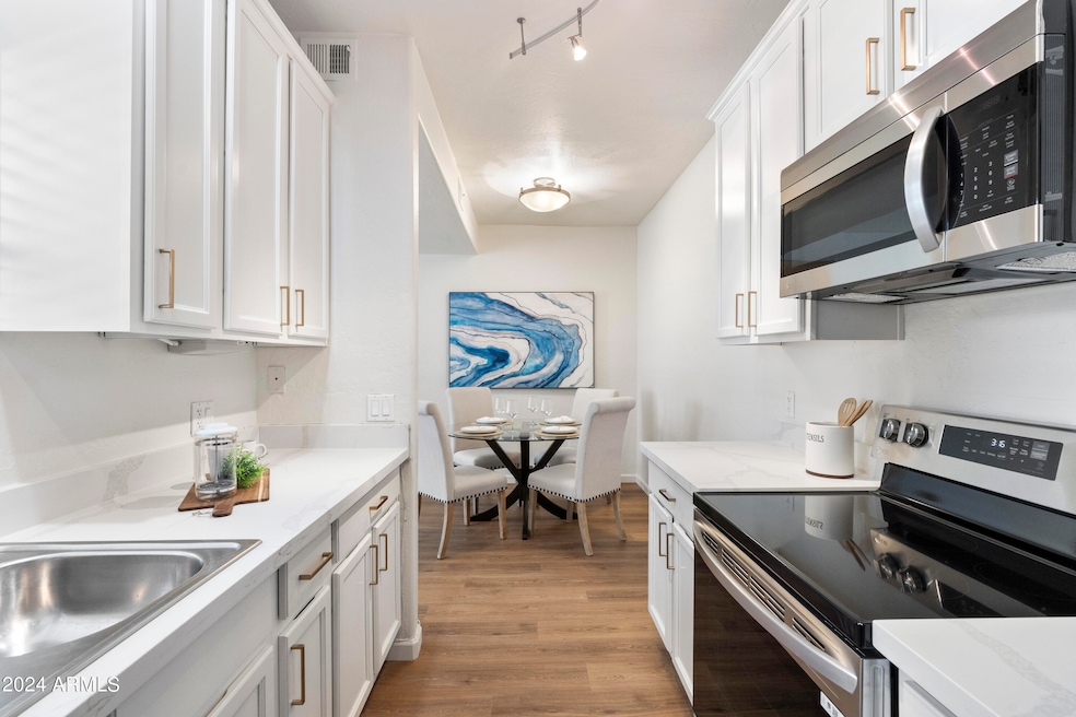 Sold $308,000 • Co-Listing Agent