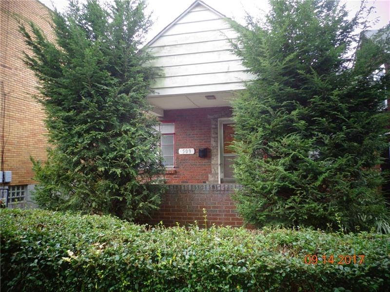 FRONT VIEW OF HOUSE
