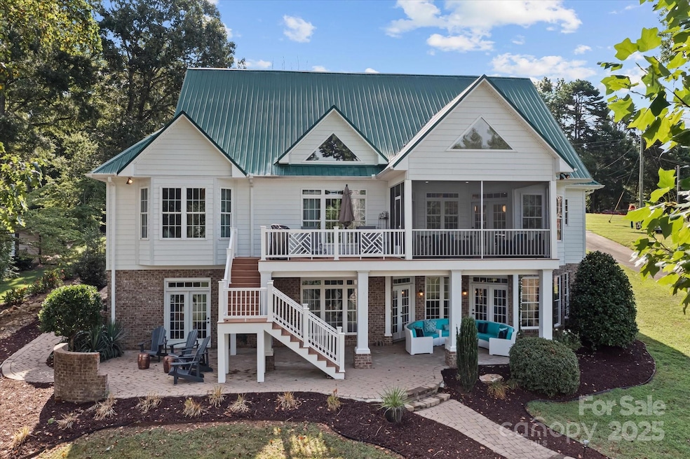 7012 Locke Dr, Sherrills Ford, NC 28673 - photo 1