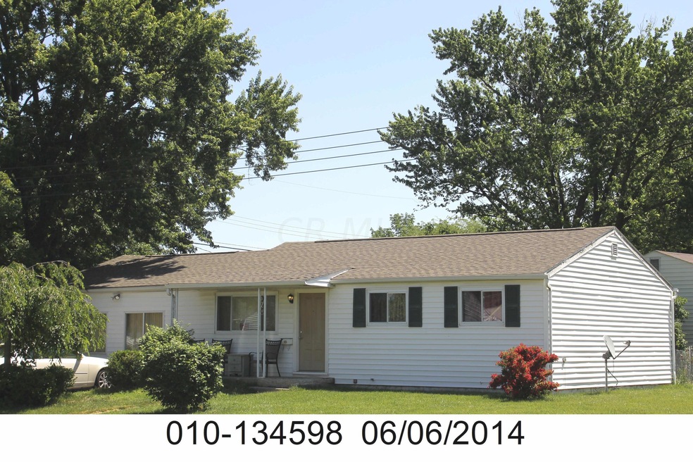 960 Wedgewood Dr, Columbus, OH 43228 - photo 1