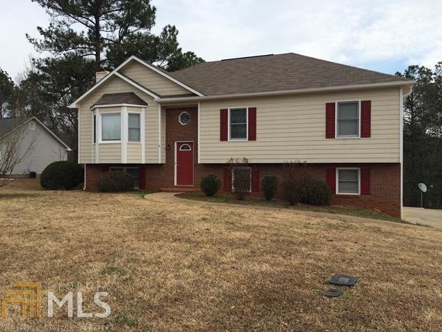 4857 Hunt Club Dr, Flowery Branch, GA 30542 - photo 1