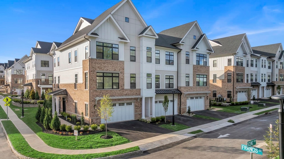 14 Davis Dr, Englewood Cliffs, NJ 07632 - photo 1