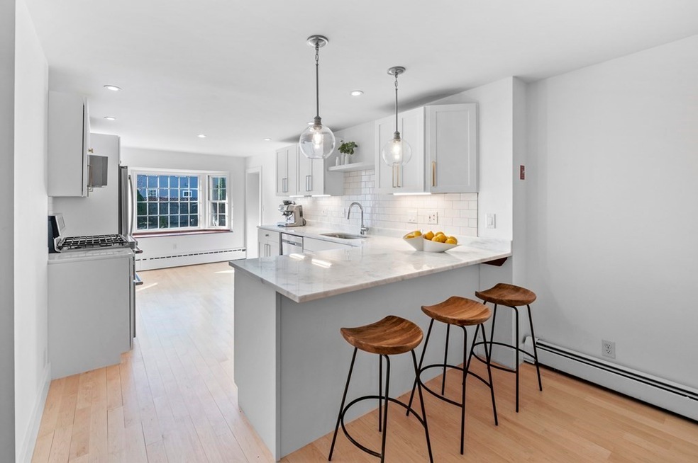 19 Franklin St unit 1, Marblehead, MA 01945 - photo 1