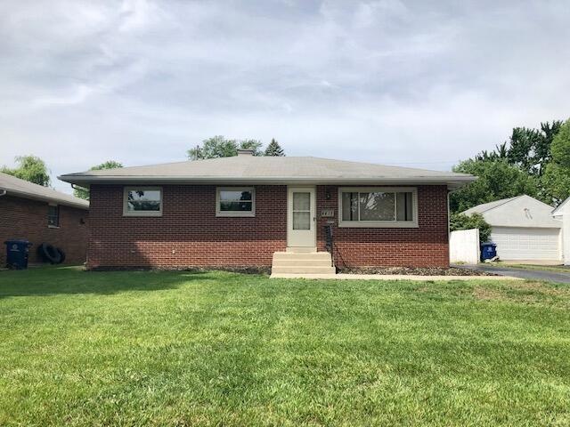 4439 Kenfield Rd, Columbus, OH 43224 - photo 1