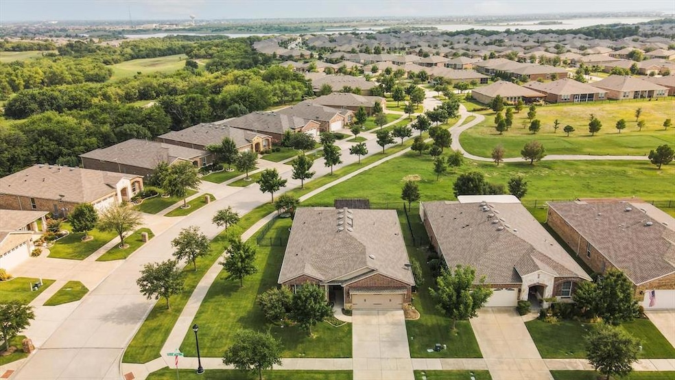 Vernon Hill on Corner, Golf, and Greenbelt Lot!