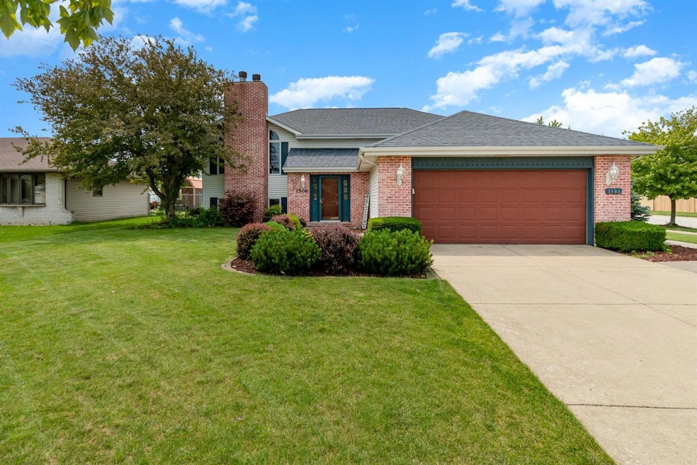 1506 Lake St, Dyer, IN 46311 - photo 1