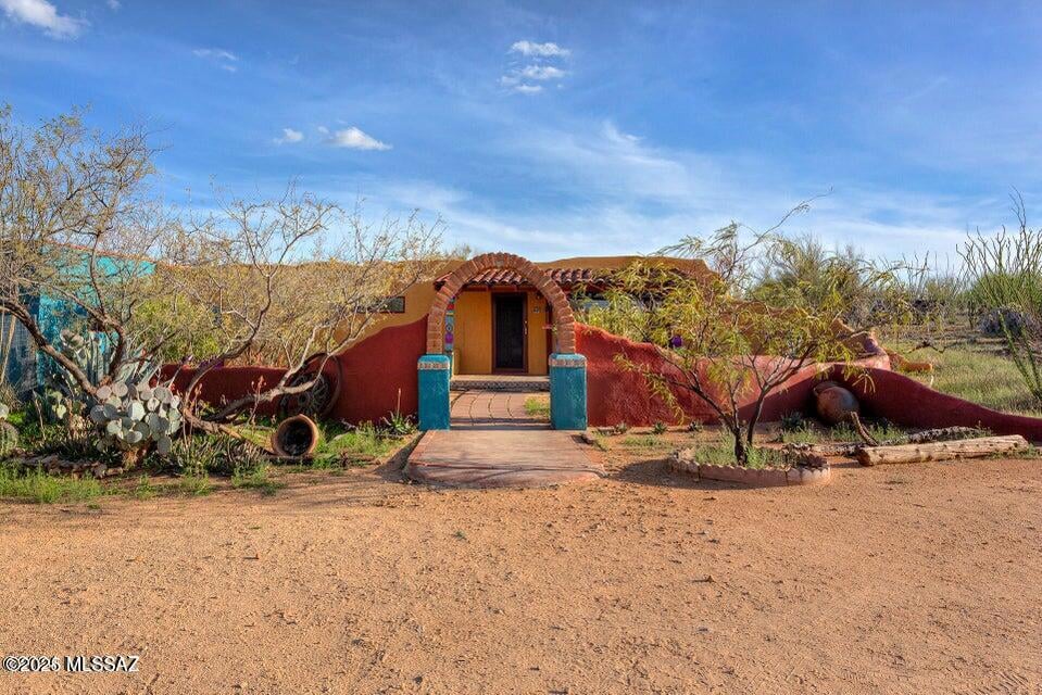 ARCHED ENTRY TO HOME