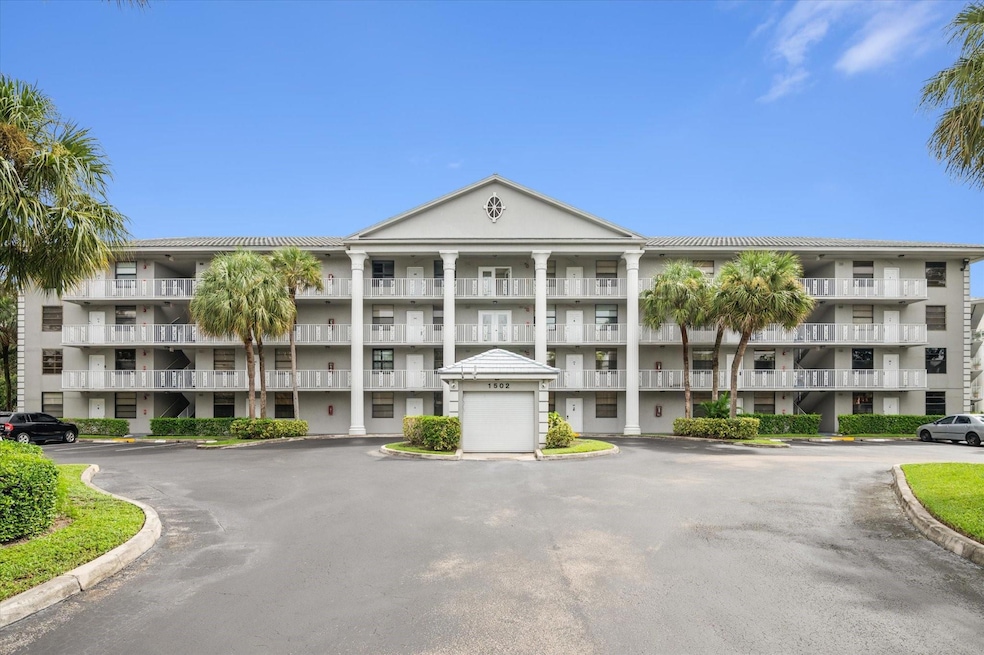 1502 Whitehall Dr unit 201, Davie, FL 33324 - photo 1