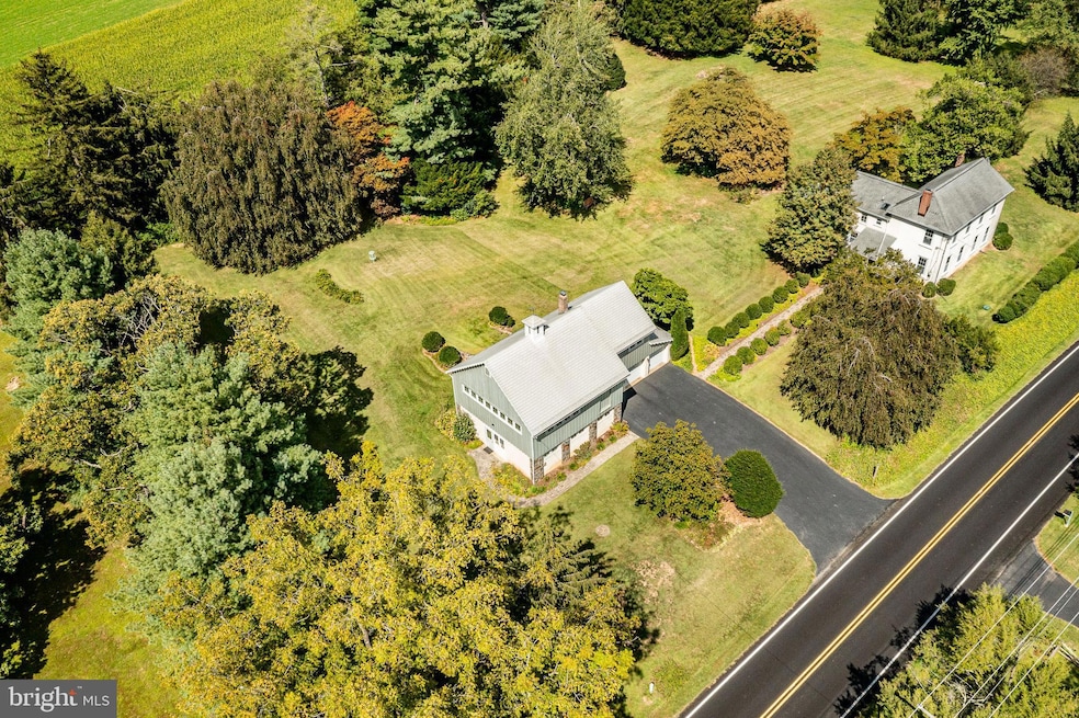 Pending $995,000 • Co-Listing Agent