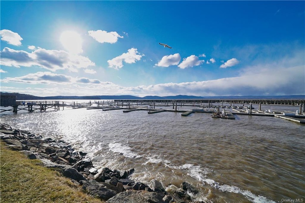 D25 Half Moon Bay Dr, Croton-On-hudson, NY 10520 - photo 1