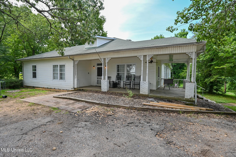 7441 Stateline Rd