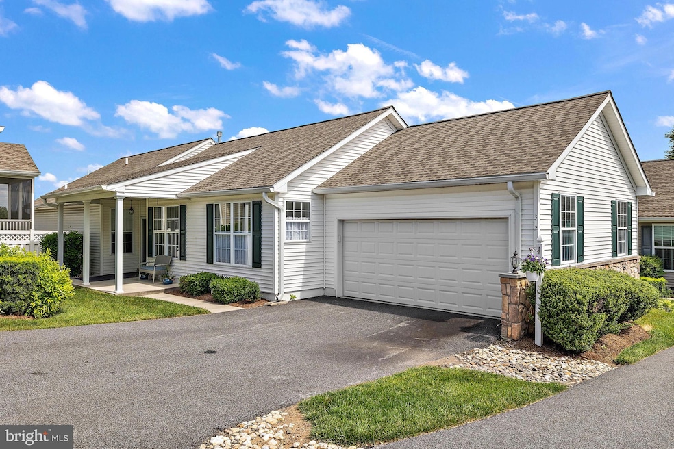 312 Fox Terrier Ct unit 463, Glen Mills, PA 19342 - photo 1