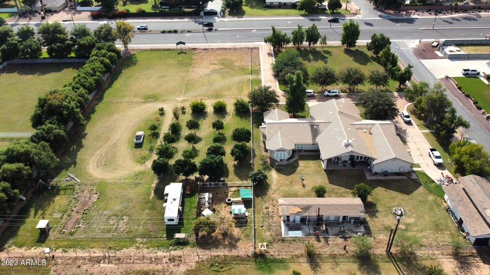 dji_fly_20231128_112816_97_1701196106810