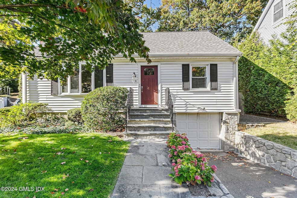 2 Weaver St unit 1st Floor, Greenwich, CT 06831 - photo 1