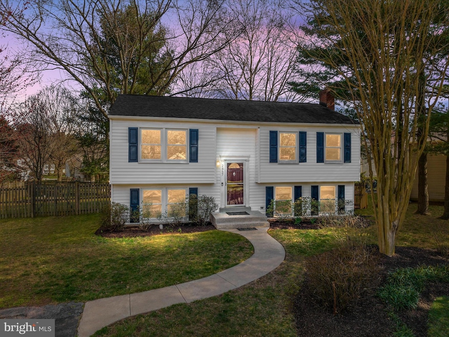 2457 Keele Dr, Herndon, VA 20171 - photo 1