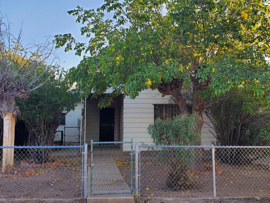 627 E 4th St, Douglas, AZ 85607 - photo 1