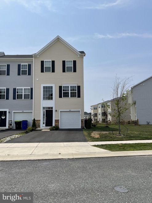 1085 Wickersham Way, Middletown, DE 19709 - photo 1