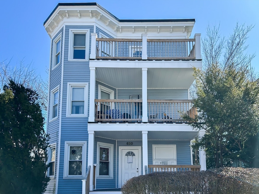 620 River St, Mattapan, MA 02126 - photo 1