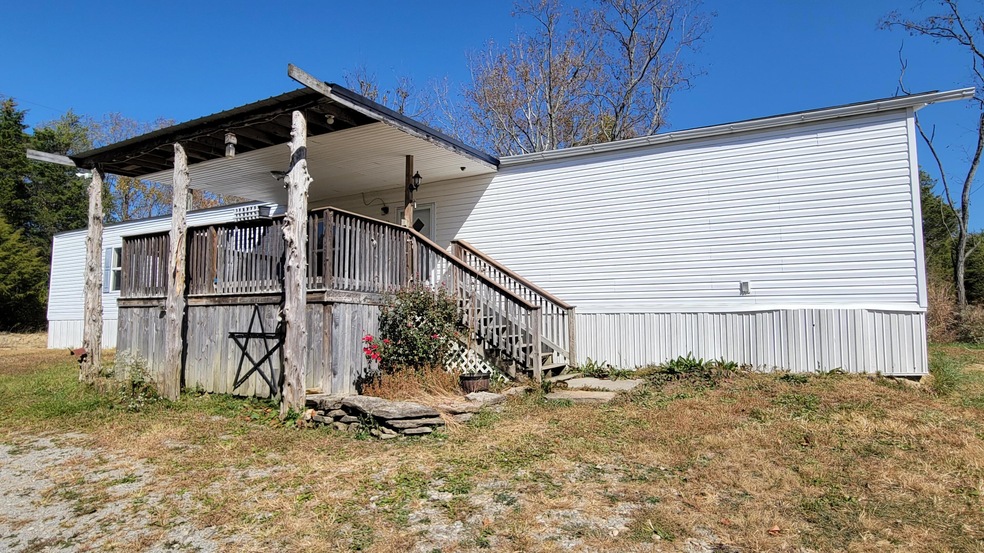 1574 New Dixville Rd, Harrodsburg, KY 40330 - photo 1