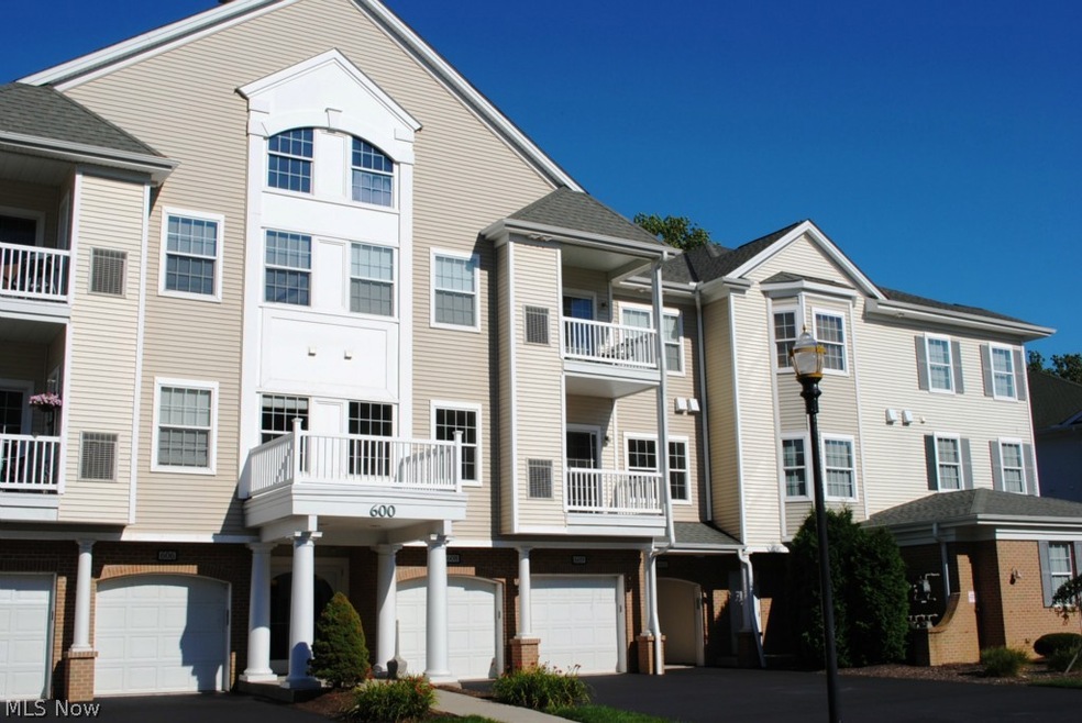 602 Aqua Marine Blvd unit 2, Avon Lake, OH 44012 - photo 1
