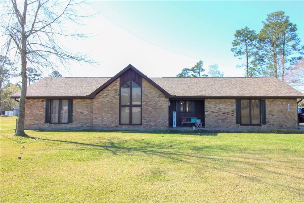 913 N Overton