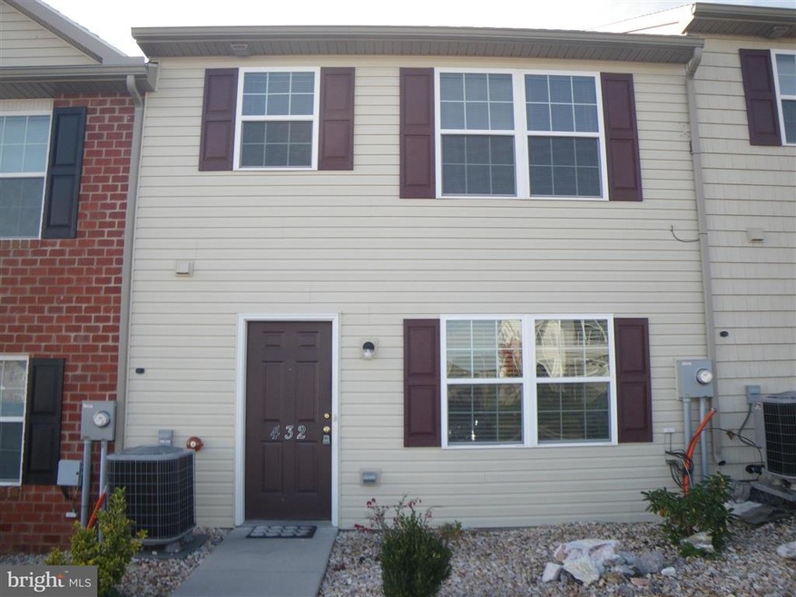 436 Lantern Ln, Chambersburg, PA 17201 - photo 1