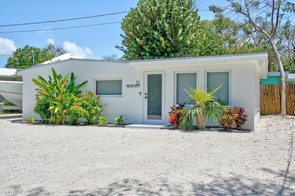 For Sale $700,000 • Co-Listing Agent
