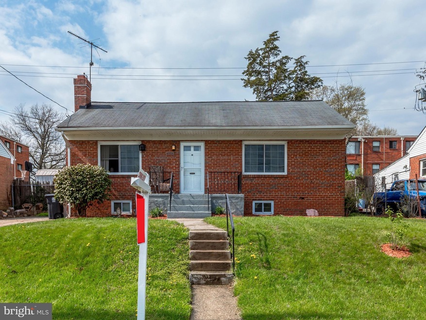 6503 Hawthorne St, Hyattsville, MD 20785 - photo 1