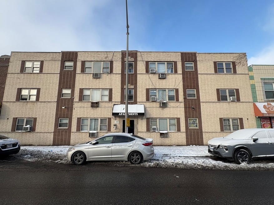 1930 S Cicero Ave unit 211, Cicero, IL 60804 - photo 1