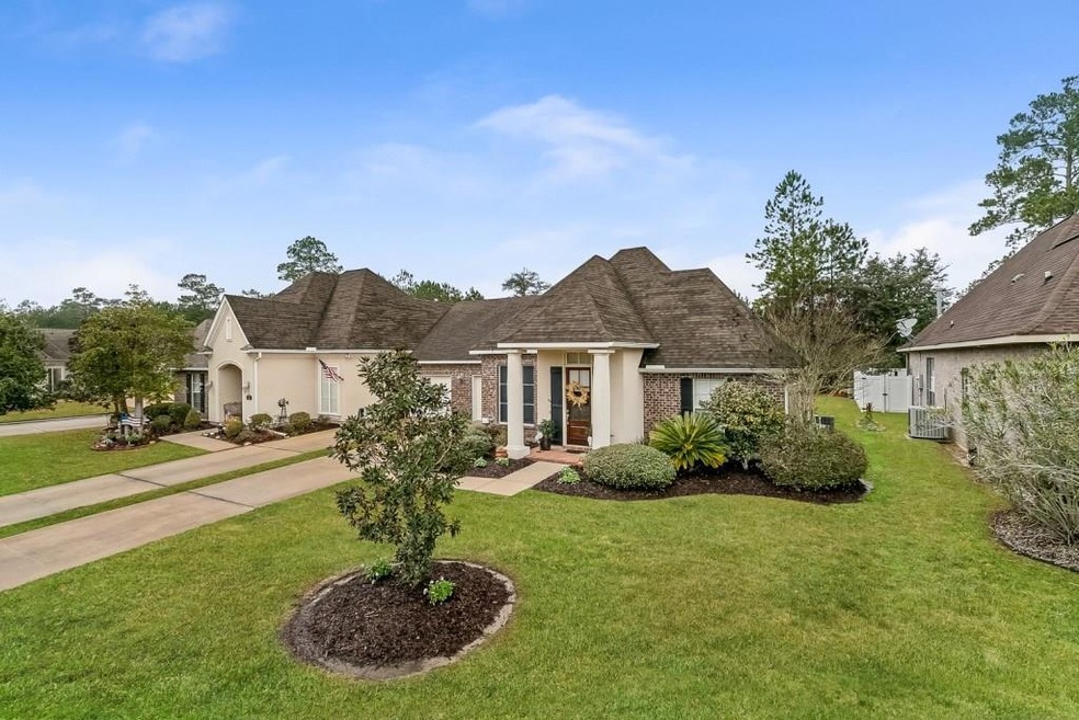 161 Cross Creek Dr unit B, Slidell, LA 70461 - photo 1