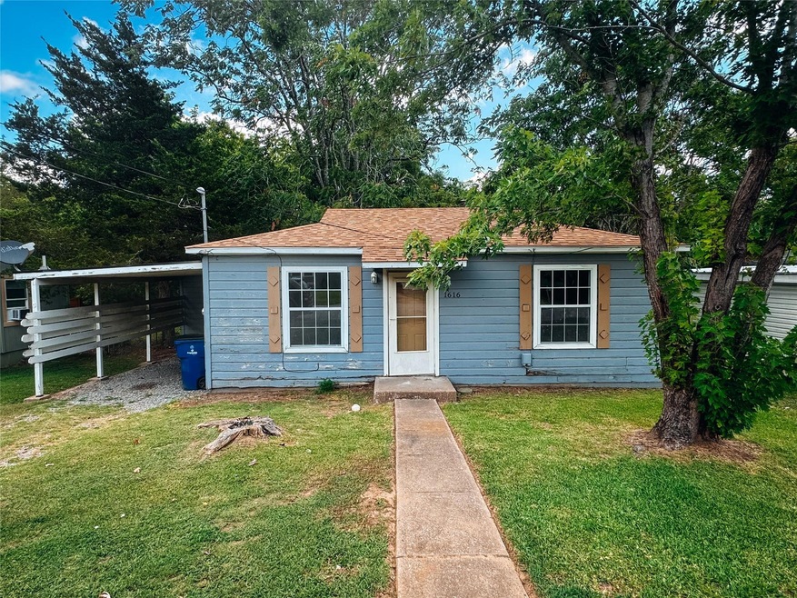 1616 Lyndana Dr, Denison, TX 75021 - photo 1