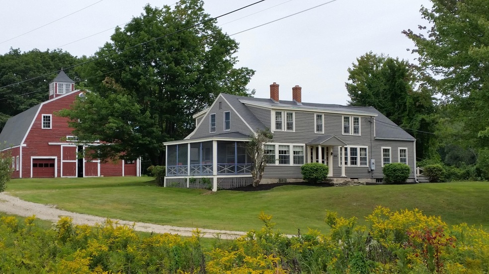 Best photo of house and barn (002)