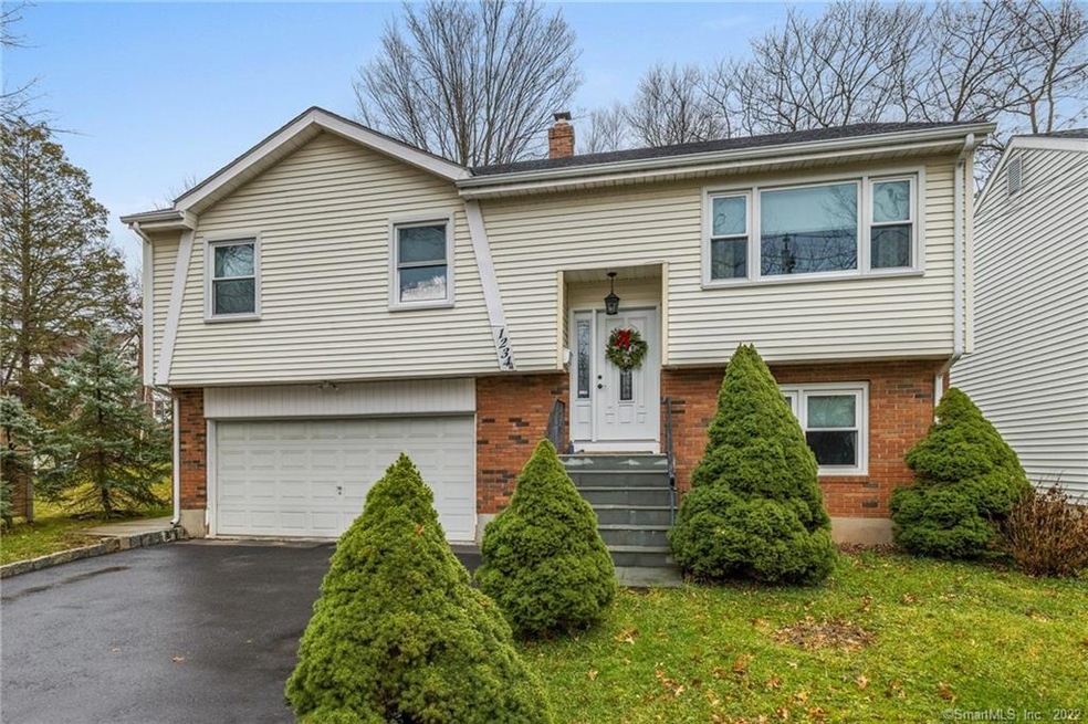 1234 Trout Brook Dr, West Hartford, CT 06119 - photo 1