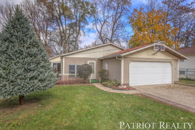 131Frontenac_01