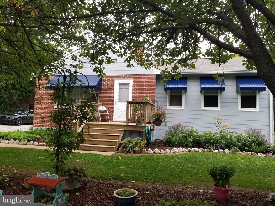 5841 Mineral Hill Rd, Sykesville, MD 21784 - photo 1