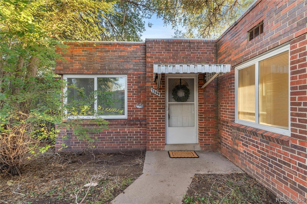 For Sale $270,000 • Co-Listing Agent