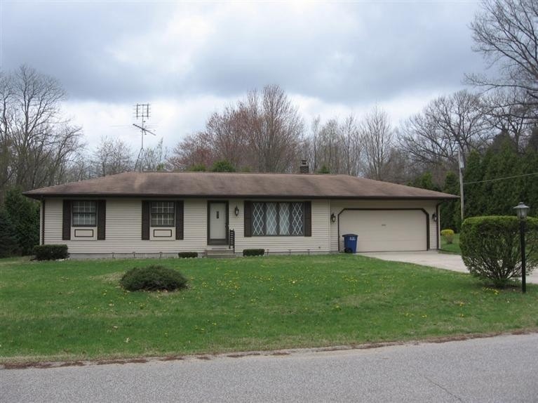 3996 N 600 W, La Porte, IN 46350 - photo 1