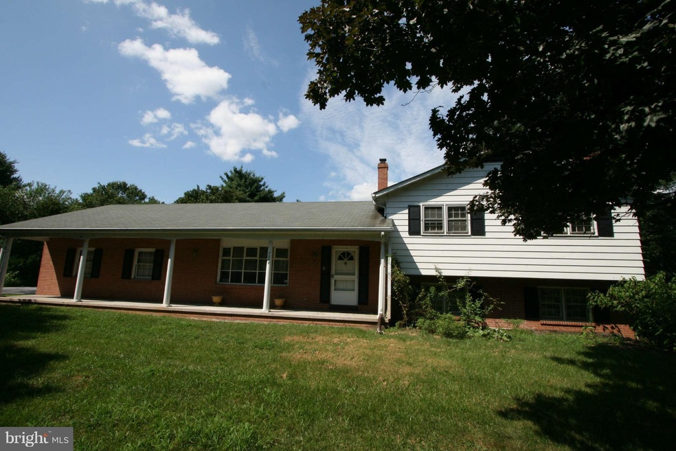 7008 Summerfield Dr, Frederick, MD 21702 - photo 1