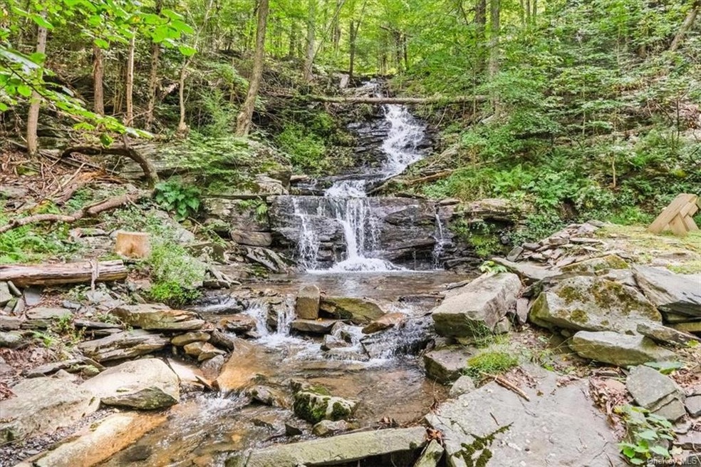 14 Cascade Trail, Monroe, NY 10950 - photo 1